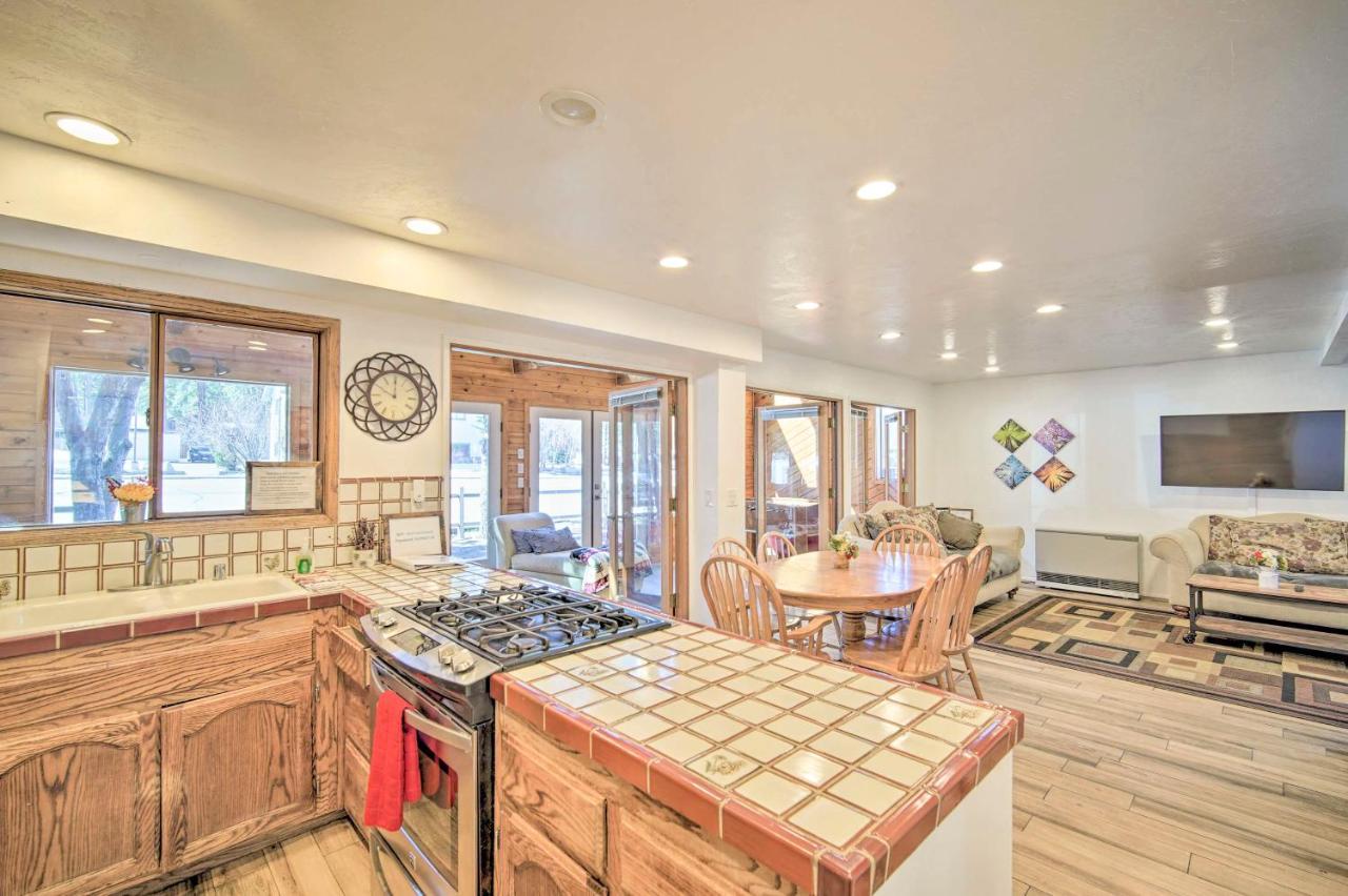 Central Big Bear Home Mins To Lake And Village Биг Беър Лейк Екстериор снимка